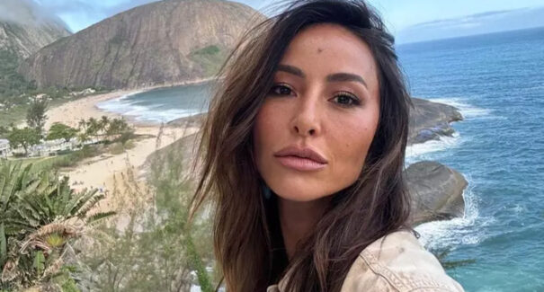 Sabrina Sato perde bebê que esperava com Nicolas Prattes na 11° semana de gestação