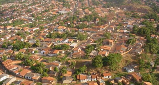 Prefeitura e Caema têm cinco anos para garantir saneamento no Polo Coroadinho