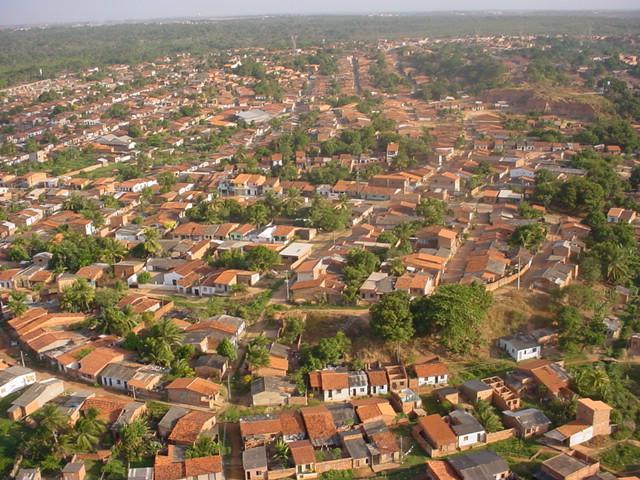 Prefeitura e Caema têm cinco anos para garantir saneamento no Polo Coroadinho