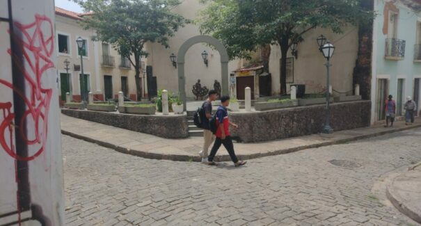 Praça da Faustina: Um símbolo de memória e resistência