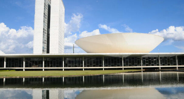 Projeto que muda regras de emendas pix será votado hoje na Câmara dos Deputados