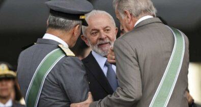 Lula recebe Múcio e comandantes das Forças Armadas no Palácio da Alvorada