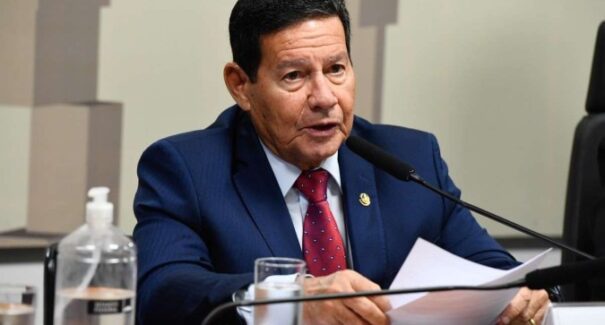 Hamilton Mourão diz que Braga Netto ‘não representa nenhum risco à ordem pública’