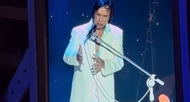 Vídeo: Roberto Carlos se irrita e ameaça parar show em Recife
