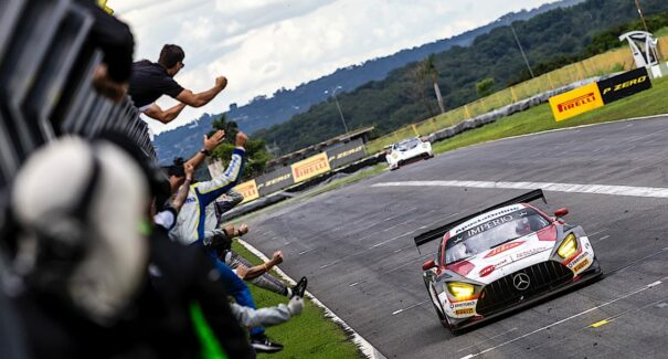 Rafael Suzuki é campeão da GT3 no Endurance Brasil 2024