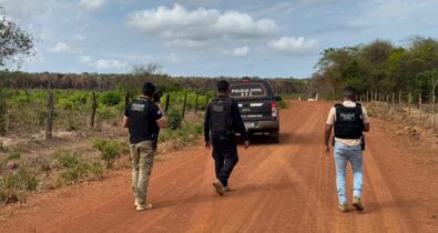 Suspeito por tráfico de drogas é preso em flagrante por posse irregular de arma de fogo