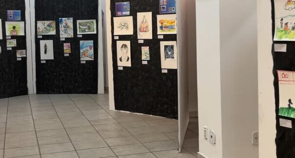 Aquarela de Nós; a exposição que destaca a arte e inclusão social de jovens estudantes em São Luís
