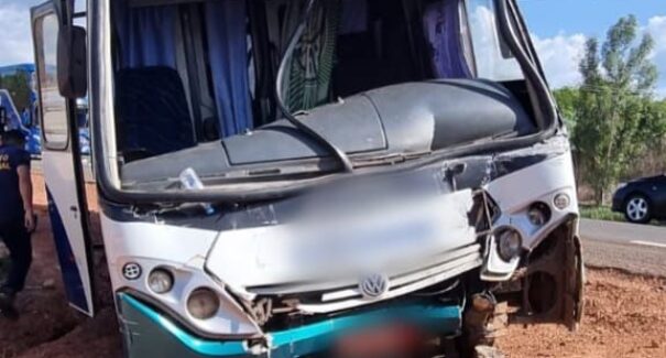 Pedestre morre em acidente envolvendo três veículos na BR-316, em Timon