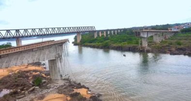 Queda de ponte: Marinha suspende busca subaquática no Rio Tocantins