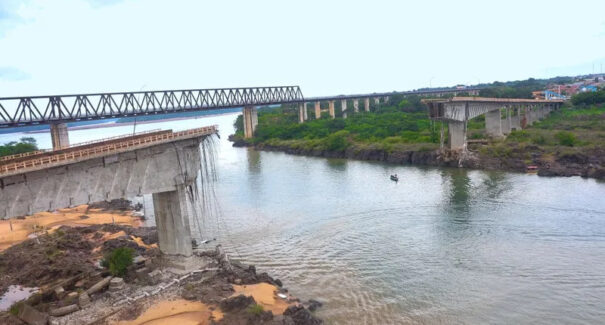 Marinha confirma 11 mortos na queda de ponte em Estreito