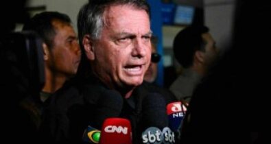 “Não vou fugir, vou cumprir a pena”, declara Bolsonaro diante de críticas e acusações