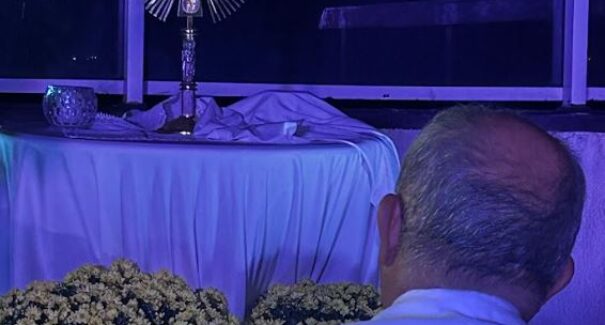 Arcebispo de São Luís do Maranhão abençoa cidades e famílias para o ano de 2025