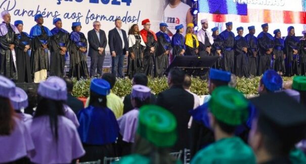Iema realiza maior formatura da sua história com 1.430 estudantes na Grande Ilha