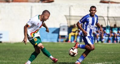 Sampaio bate o Tuntum e se mantém na liderança do Estadual