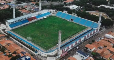 Homem com mandado de prisão em aberto é preso durante jogo no Estádio Frei Epifânio, em Imperatriz