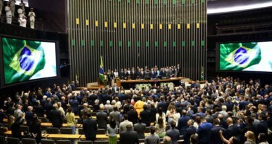 Congresso reafirma independência e lança recado ao STF no início do ano legislativo