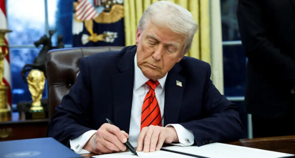 Trump impõe tarifa de 50% sobre produtos brasileiros
