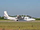 VÍDEO: Avião de pequeno porte faz pouso de emergência em Sorocaba