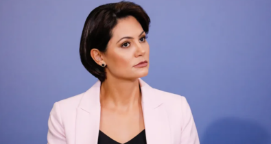 Michelle Bolsonaro afirma que direita “destrói comunicação do atual governo”