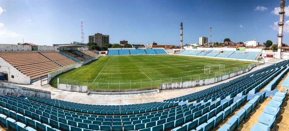 Nhozinho Santos em fase de requalificação (Foto: Arquivo/divulgação)