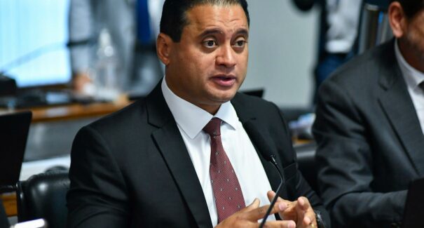 Senador Weverton é o líder do novo bloco formado pelo PT e o PDT no Senado