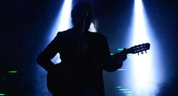 Assembleia aprova PL que veda contratação de artistas cujas músicas incentivem violência contra a mulher
