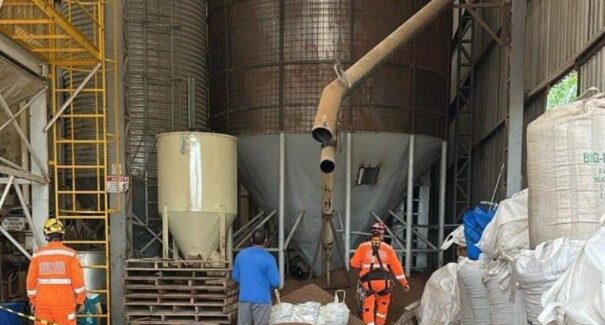 Tragédia em Uberlândia: Trabalhador morre soterrado por ração em silo de fábrica