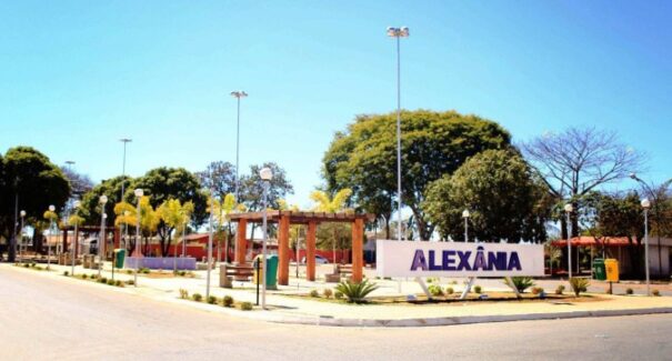 Criança de 3 anos morre afogada em piscina de resort em Goiás