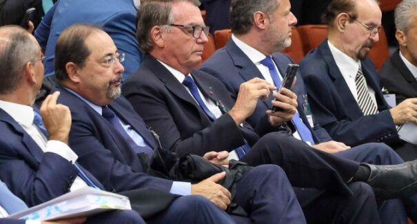 Gonet destaca atos “espantosos e tenebrosos” de Jair Bolsonaro e aliados