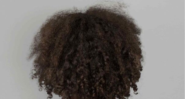 Funcionária ridicularizada por chefe receberá indenização por misoginia e injúria racial