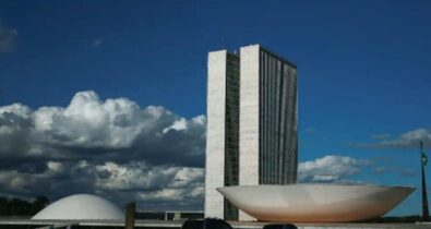 Homem tenta entrar armado na Câmara dos Deputados e é preso