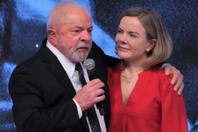 Gleisi sai em defesa de Lula sobre acusação de fala machista: “Histórico diz tudo”