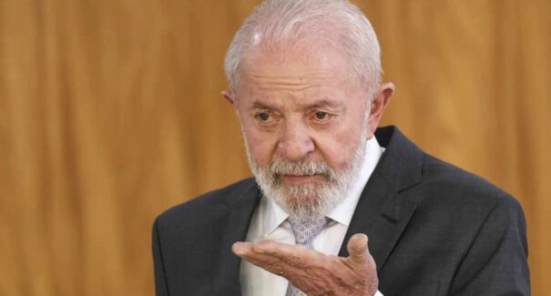 Presidente Lula sanciona Lei da Reciprocidade contra tarifaço de Donald Trump