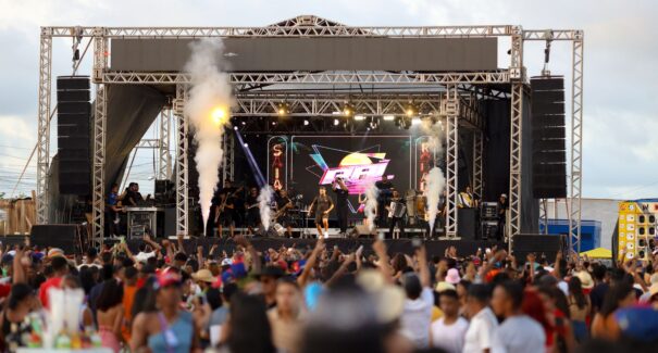 Lava-Pratos da Praia de Araoca fecha programação do Carnaval do Maranhão