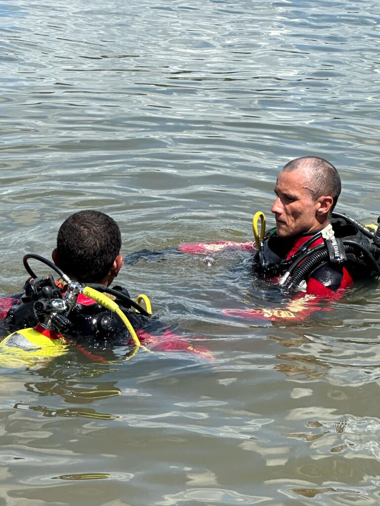 O principal objetivo é garantir a preparação — física e psicológica — para enfrentar condições extremas de mergulho, com segurança e eficiência (Foto: Divulgação)