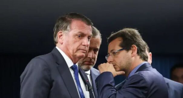 Por unanimidade, ministros definem Bolsonaro e aliados como réus