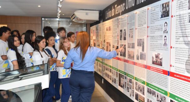 Estudantes de duas escolas participam do projeto “A escola no Memorial do MPMA”