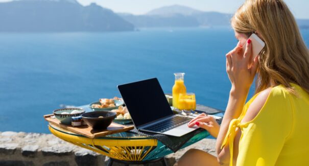Nomadismo Digital: A Revolução do Trabalho Remoto que Transforma Vidas no Brasil