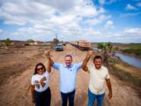 Morador grava vídeo falando do avanço nas obras da Travessia da Baixada, que ligará Anajatuba a São João Batista