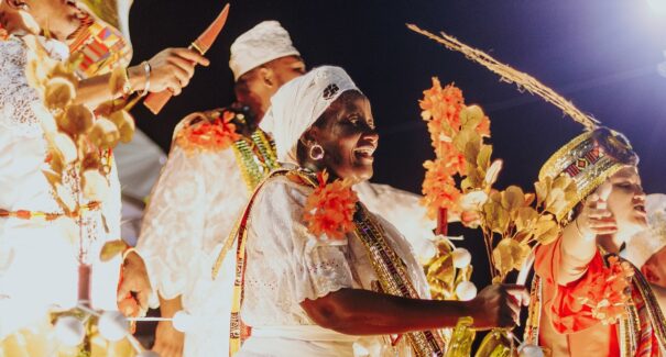 Flor do Samba ganha o desfile de Carnaval 2025