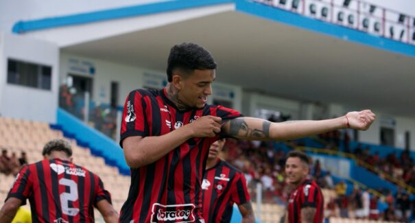 Papão derrota o Pinheiro e fica a um ponto do G4 do Estadual