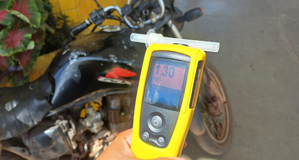 Condutor embriagado e sem habilitação é preso na BR-135, em São Luís