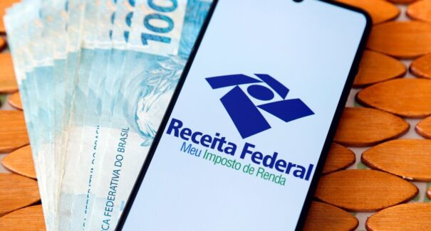 Receita paga nesta quarta-feira lote da malha fina do IR