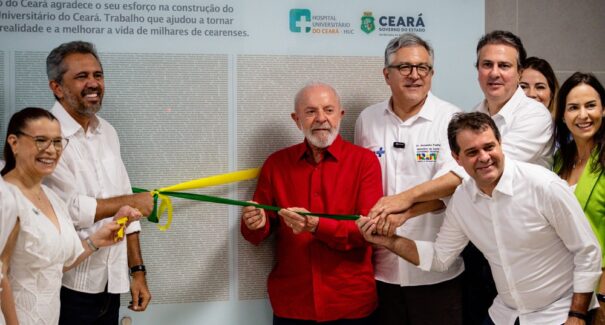 Lula inaugura Hospital Universitário no Ceará e reforça aposta no crescimento econômico
