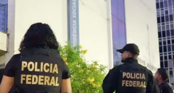 Relatório da PF mostra que o INSS ignorou seis alertas de descontos indevidos