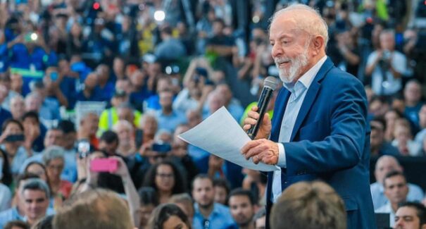 Lula diz que tomará “todas as medidas cabíveis” contra a taxação de Trump aos produtos brasileiros