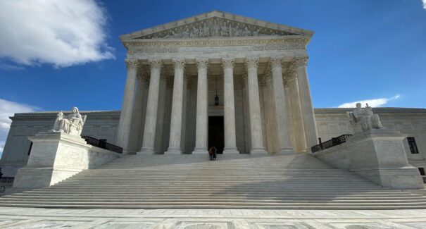 Suprema Corte suspende deportação de venezuelanos com base em lei de 1798