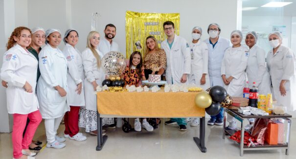 Paciente recebe comemoração de aniversário no Hospital Dr. Carlos Macieira