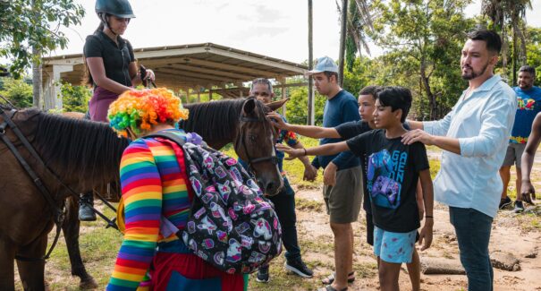Pacientes do Centro TEA 12+ participam de atividades no Comando Geral da PM do Maranhão
