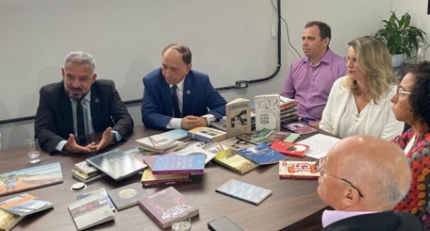 Funac recebe doação de livros para Centros Socioeducativos de São Luís e regiões